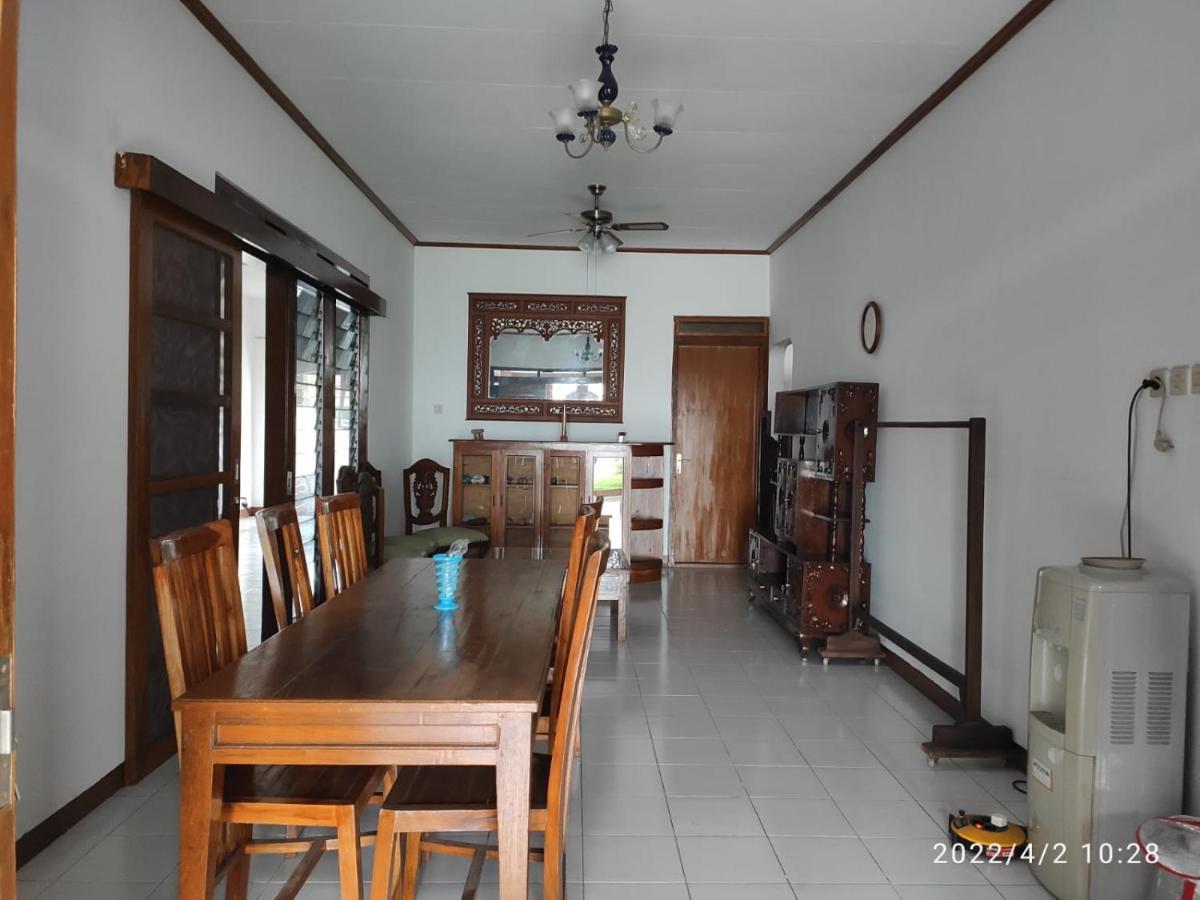 Kelana 2 Nice Homestay Semarang Esterno foto