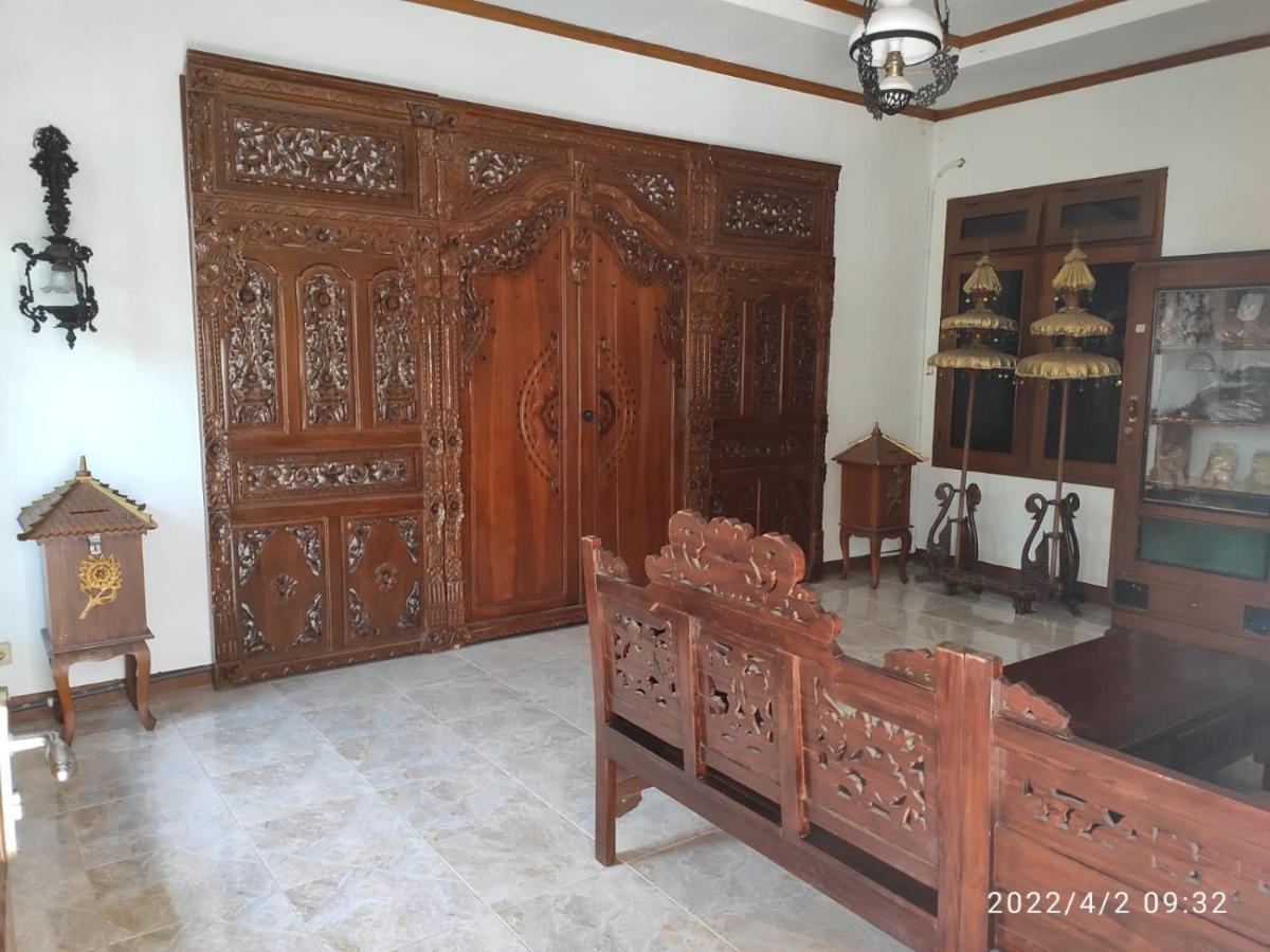 Kelana 2 Nice Homestay Semarang Esterno foto